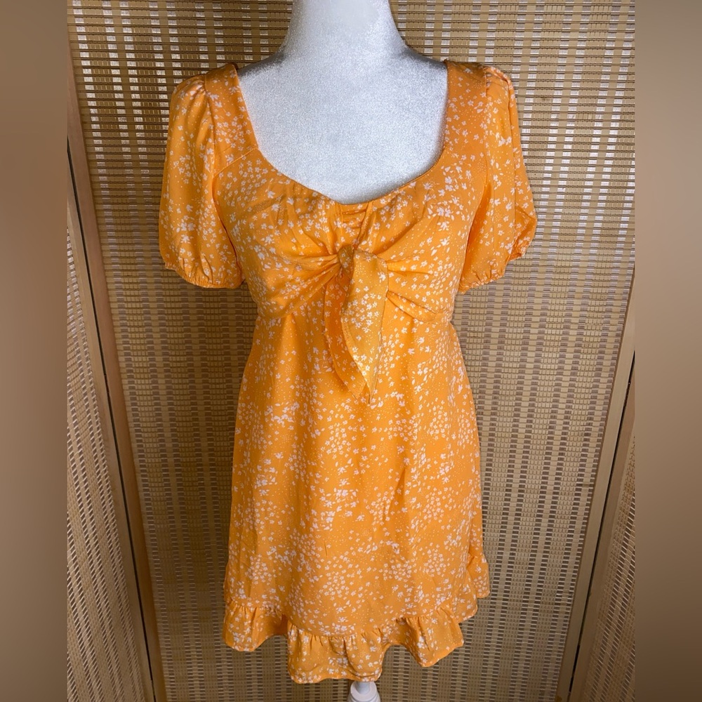 Sienna Sky Orange Floral Mini Dress Size Small